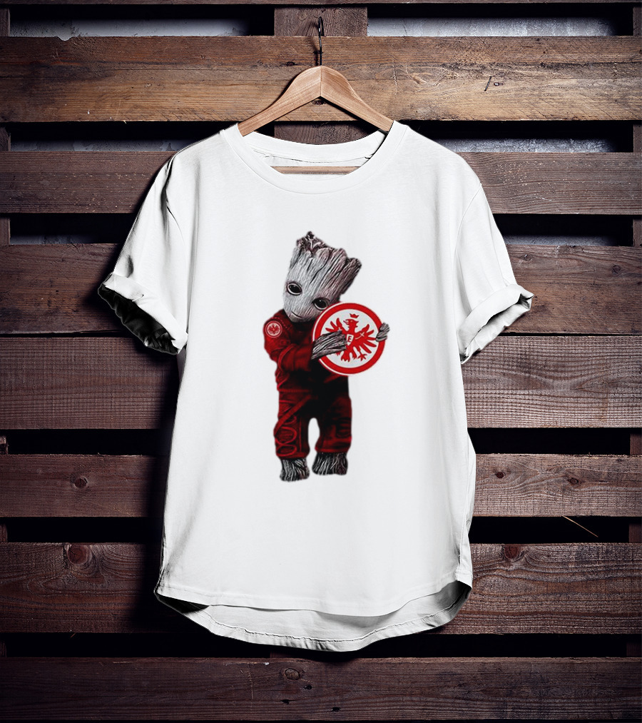 Baby Groot Hugging Eintracht Frankfurt Emblem T-Shirt