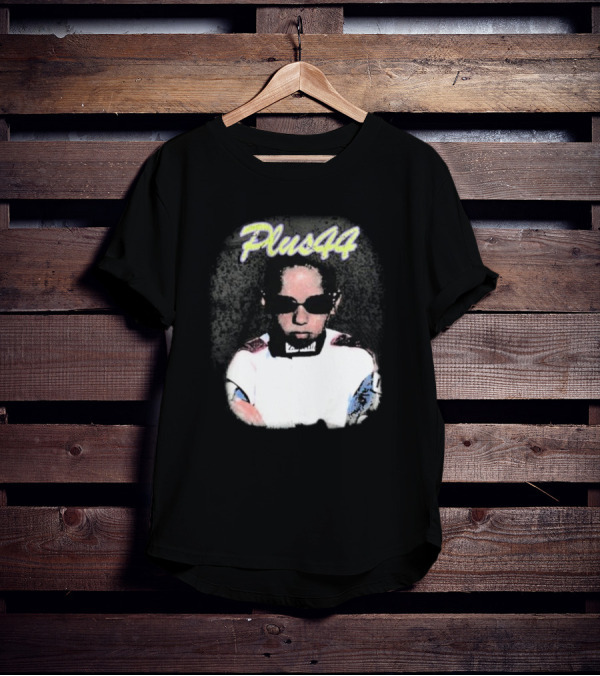 Lewis Hamilton Plus 44 Vintage Style Portrait T-Shirt
