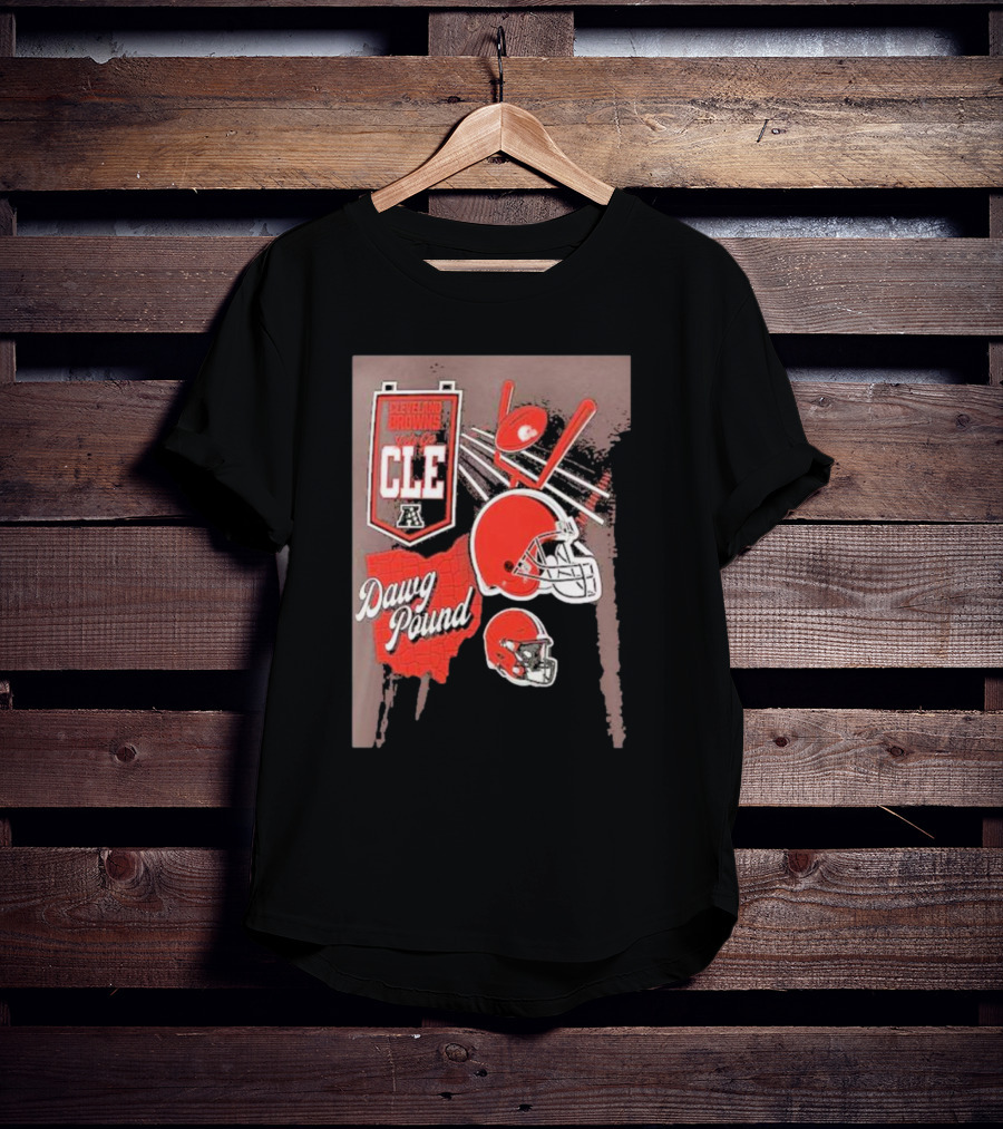 Cleveland Browns Dawg Pound Helmet CLE Football Fanatics Branded Split Zone T-Shirt