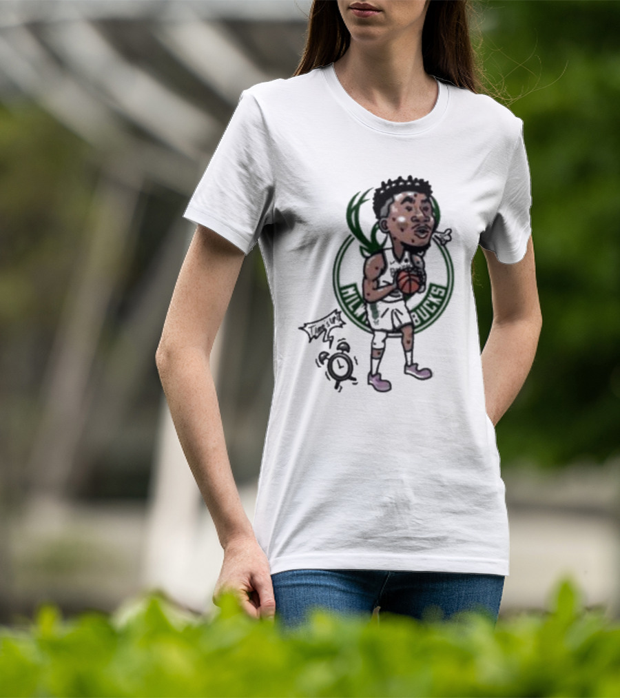 Giannis Antetokounmpo Milwaukee Bucks Cartoon Basketball Player Clock T-Shirt