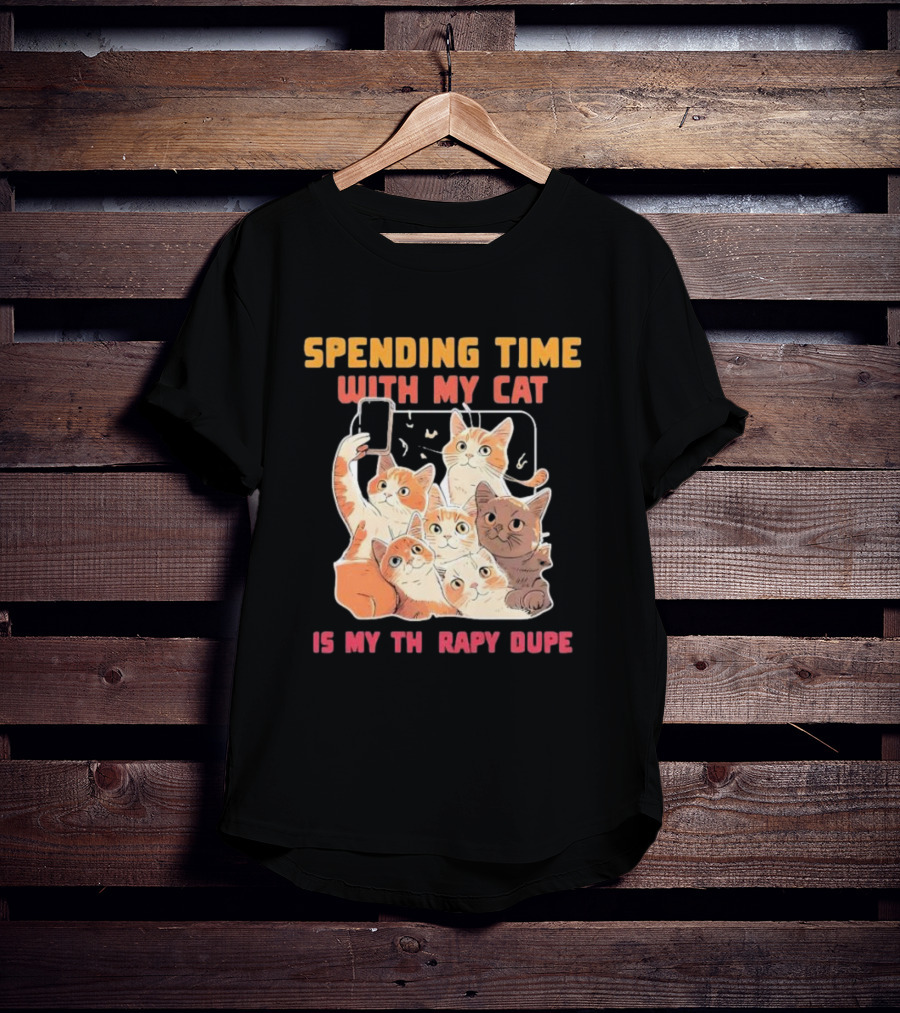 Spending Time With My Cat Is My Therapy Dupe Vintage Cats Taking Selfie T-Shirt