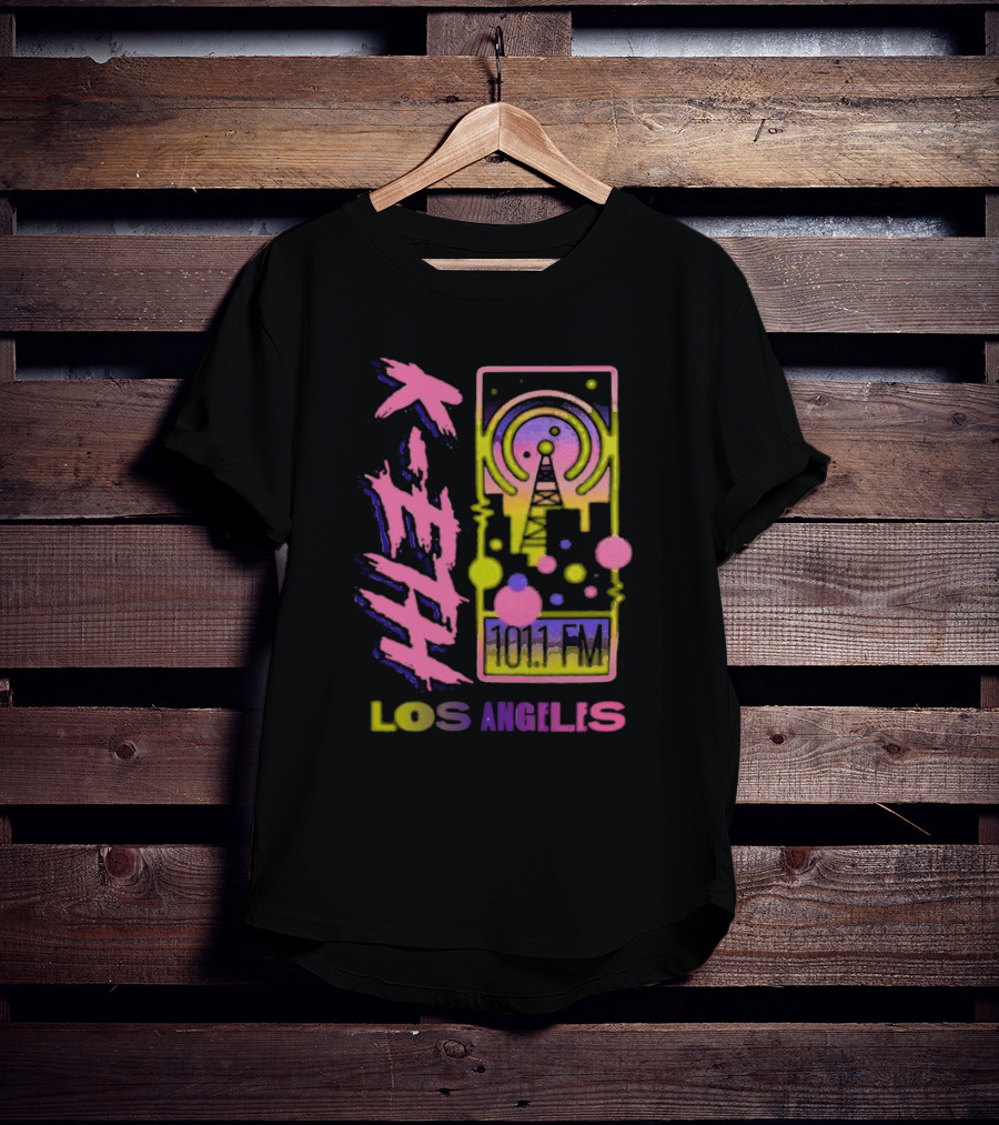 K-ETH 101.1 FM Los Angeles Radio Tower Neon Design Teddy Fresh T-Shirt
