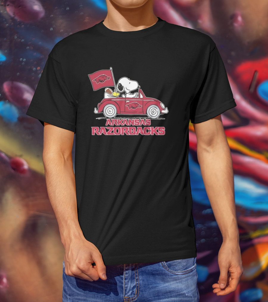 Snoopy And Woodstock Driving Car With Arkansas Razorbacks Flag T-Shirt