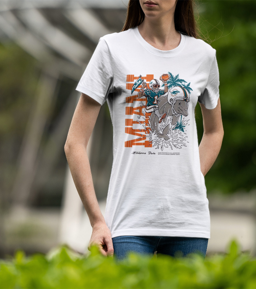 Duvin X Miami Dolphins Miami Flippin' Time With Dolphins Football And Palm Trees T-Shirt