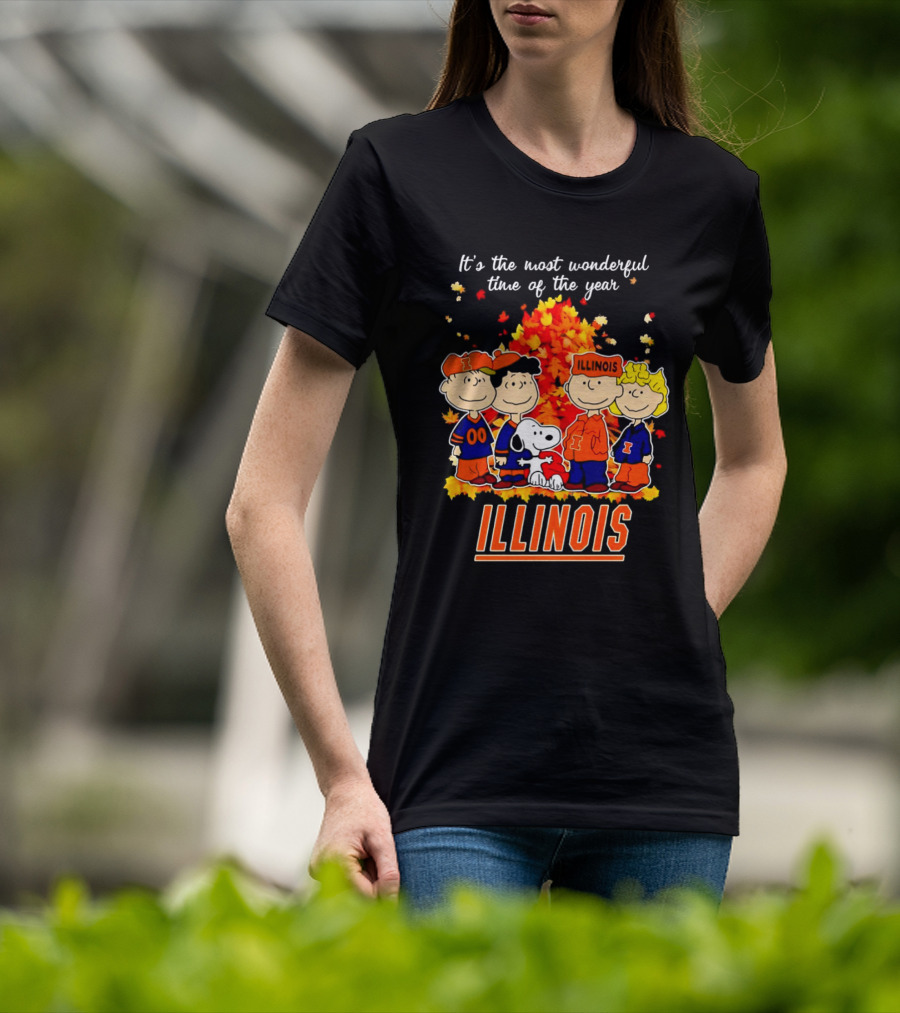 Peanuts Illinois Fall It's The Most Wonderful Time Of The Year Charlie Brown Snoopy Autumn Leaves T-Shirt