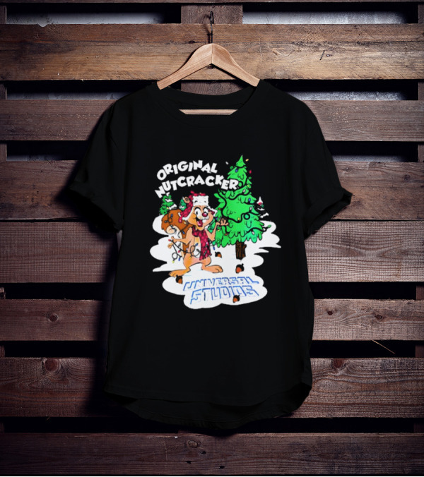 Original Nutcracker Earl The Squirrel Universal Studios Winter Scene T-Shirt