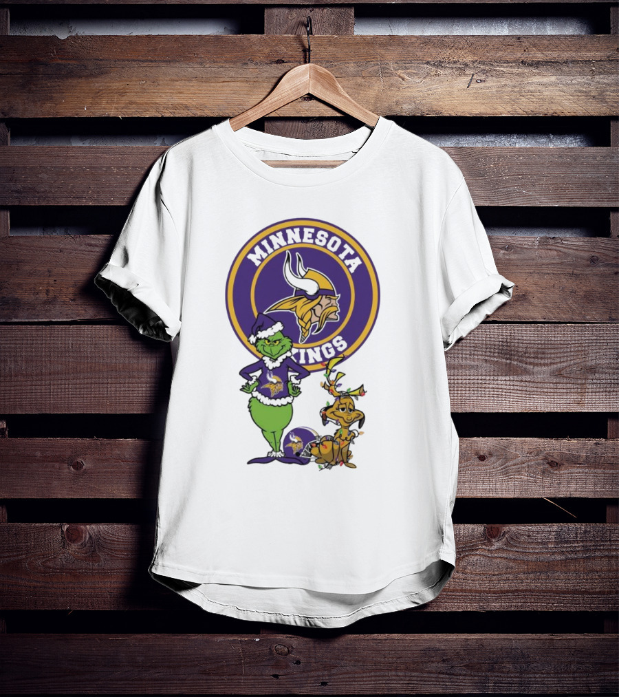 Minnesota Vikings Grinch And Max Merry Christmas T-Shirt