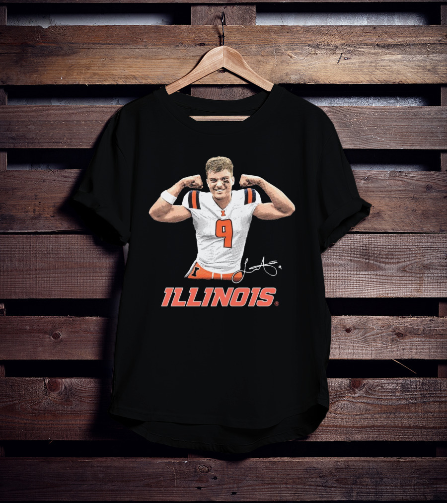 Illinois Fighting Illini Luke Altmyer Flexing With Signature And Number 9 T-Shirt