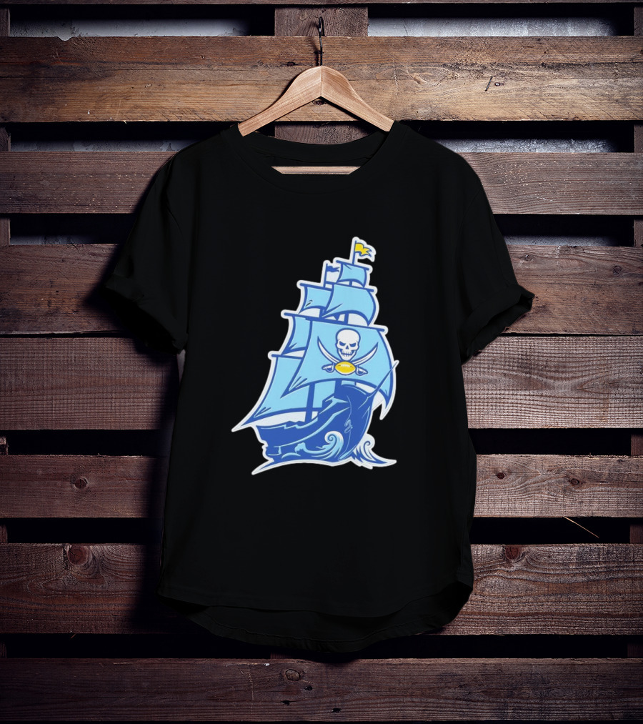 Tampa Bay Buccaneers Rays Ship Skull NFL MLB Mashup T-Shirt