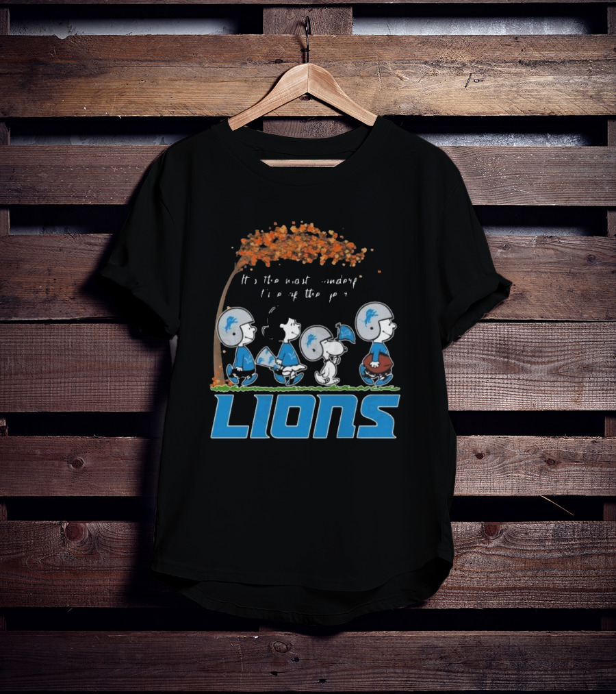 Peanuts Characters It's The Most Wonderful Time Of The Year Detroit Lions T-Shirt