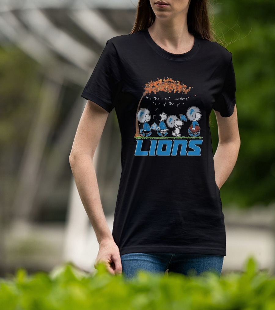 Peanuts Characters It's The Most Wonderful Time Of The Year Detroit Lions T-Shirt