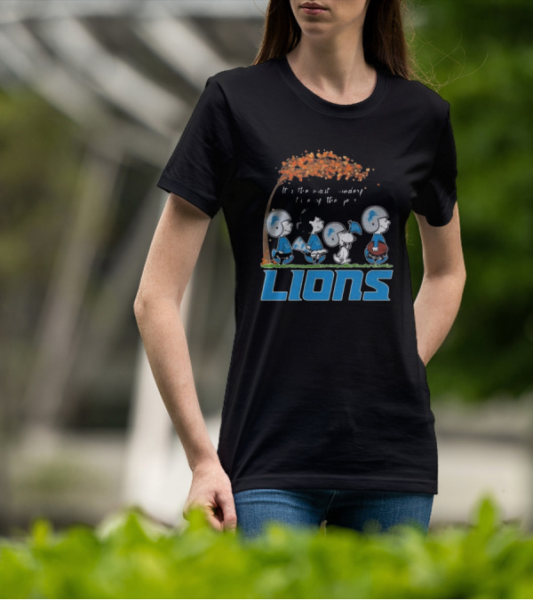 Peanuts Characters It's The Most Wonderful Time Of The Year Detroit Lions T-Shirt