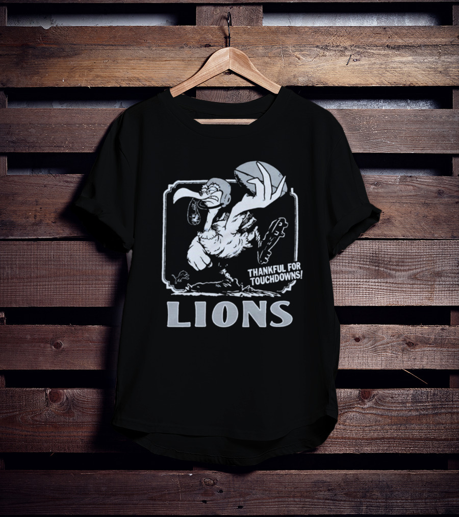 Detroit Lions NFL Vulture Football Thankful For Touchdowns T-Shirt