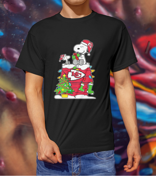 NFL Kansas City Chiefs Snoopy Woodstock Christmas Tree T-Shirt