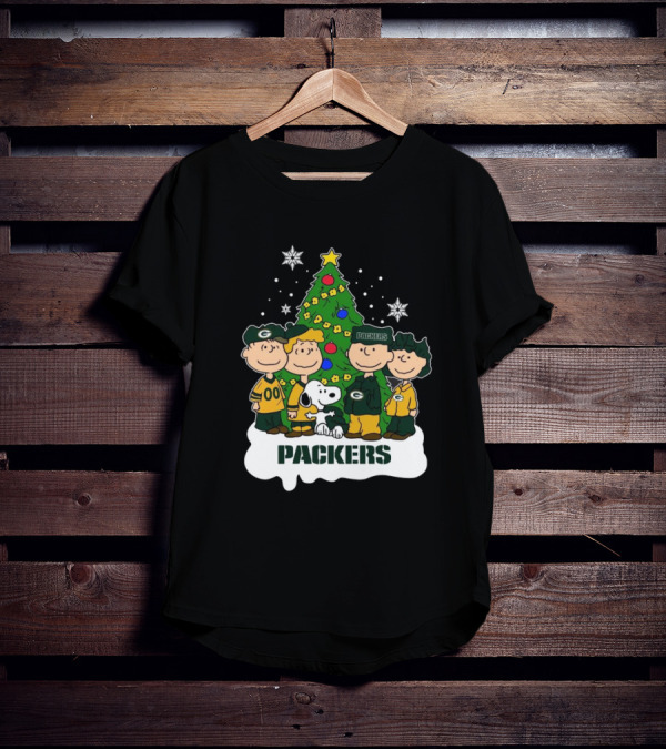 Snoopy The Peanuts Packers NFL Christmas T-Shirt