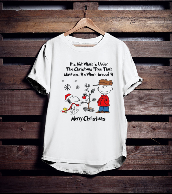 Snoopy Charlie Brown Woodstock Christmas Tree Matters Merry Christmas T-Shirt