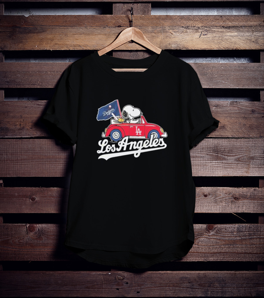 Snoopy Woodstock Driving Car Los Angeles Dodgers Flag T-Shirt