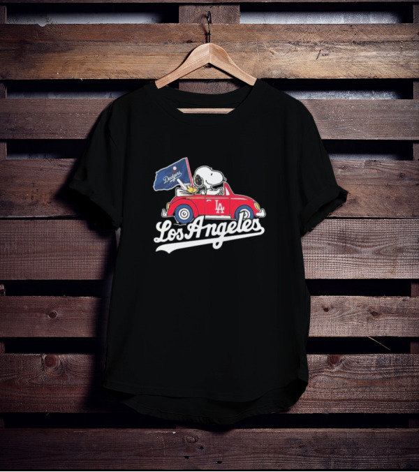 Snoopy Woodstock Driving Car Los Angeles Dodgers Flag T-Shirt