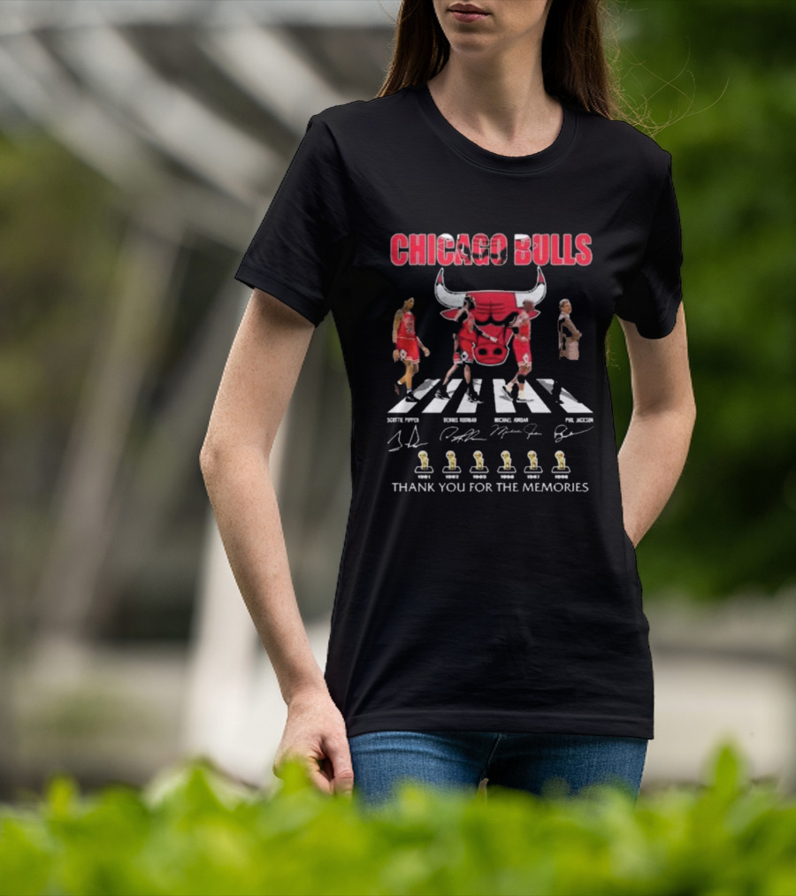 Chicago Bulls Legends Forever Pippen Rodman Jordan Jackson Thank You For The Memories 1991 1992 1993 1996 1997 1998 T-Shirt