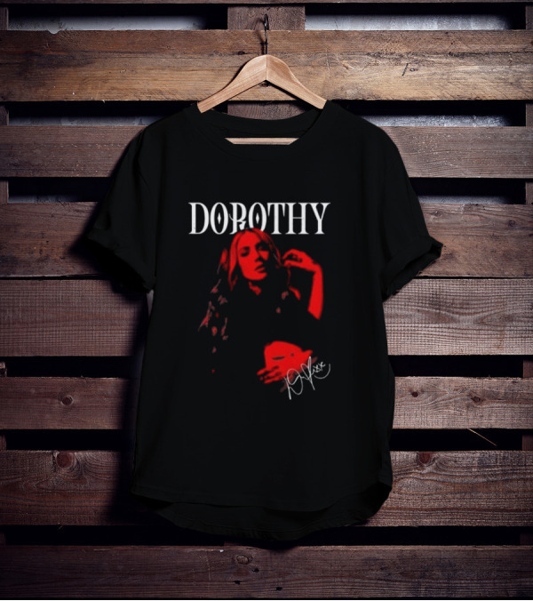 Dorothy Red Portrait Signature T-Shirt