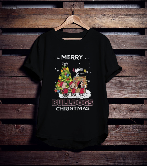 Merry Georgia Bulldogs Snoopy Christmas T-Shirt