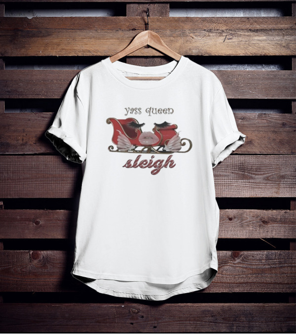 Yass Queen Sleigh Red Lips Fake Eyelashes T-Shirt
