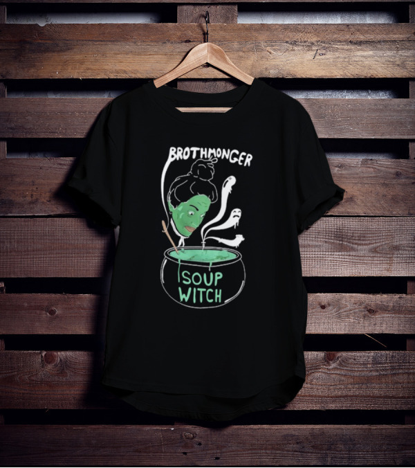Brothmonger Soup Witch Green Face Stirring Cauldron Ghost Hazes T-Shirt