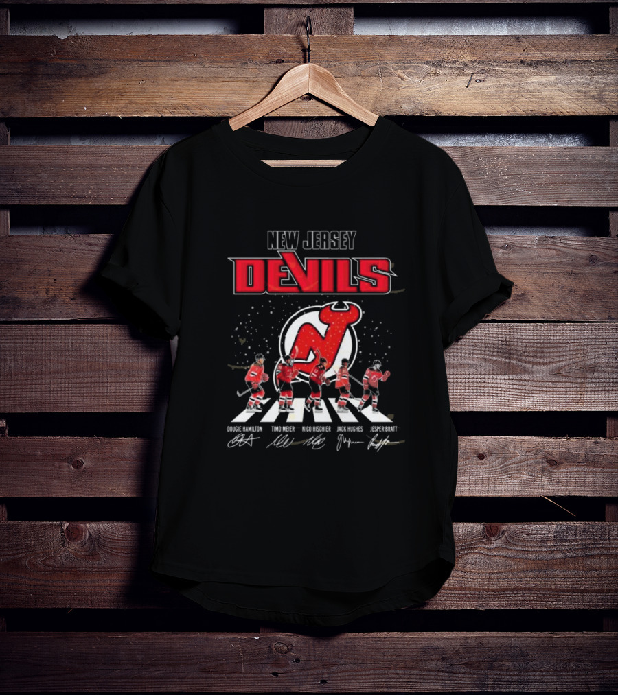 New Jersey Devils Dougie Hamilton Timo Meier Nico Hischier Jack Hughes Jesper Bratt Walking Signatures T-Shirt