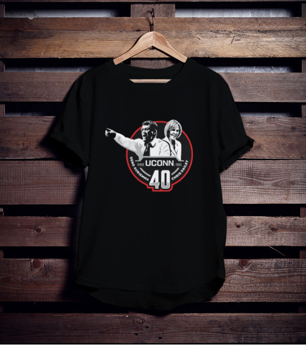 Geno Auriemma Chris Dailey UConn Since 1985 40 Years T-Shirt