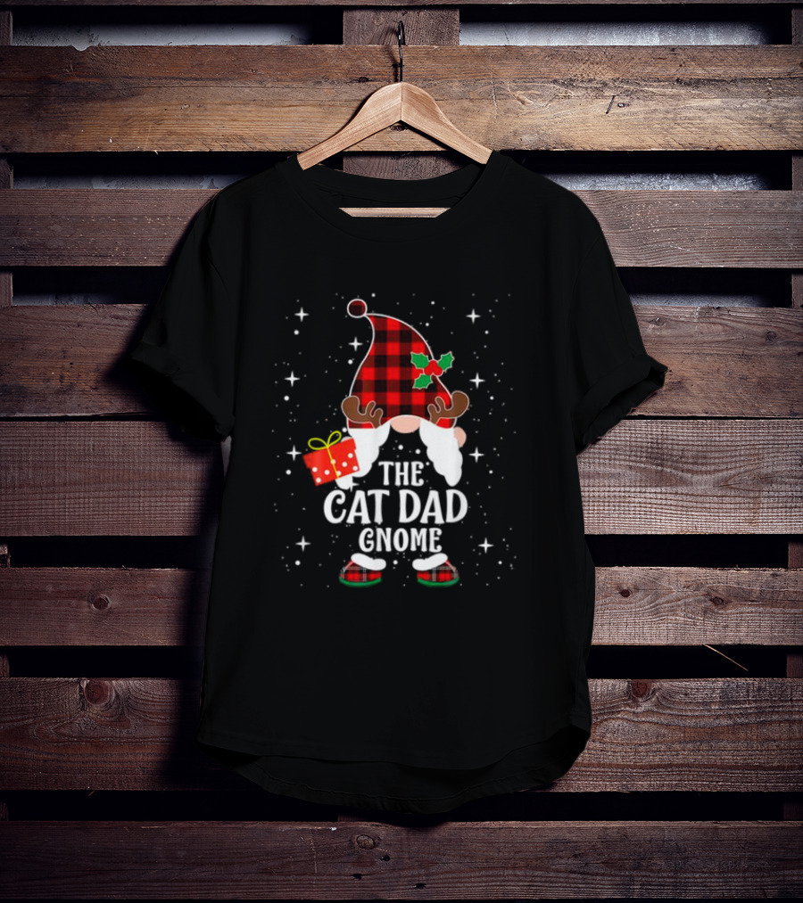 The Cat Dad Gnome Buffalo Plaid Christmas Pajama Matching Family T-Shirt