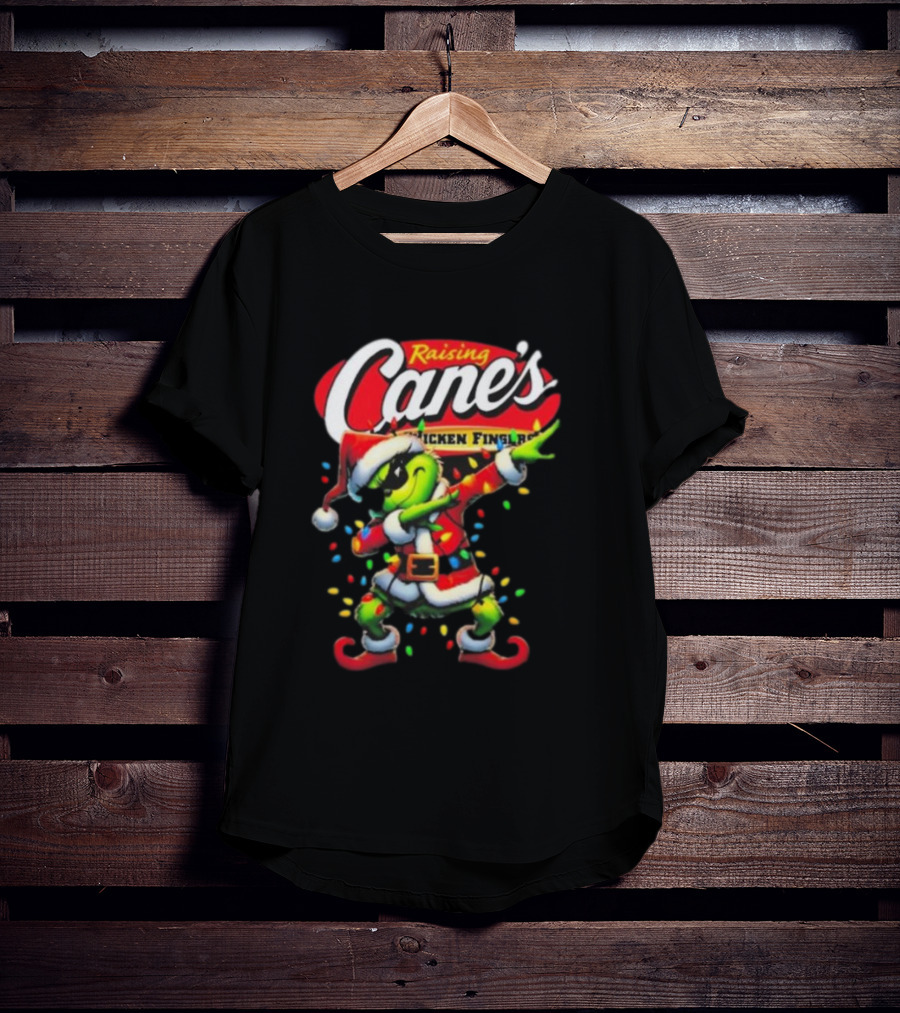 Grinch Santa Dabbing Raising Cane’s Chicken Fingers Christmas T-Shirt