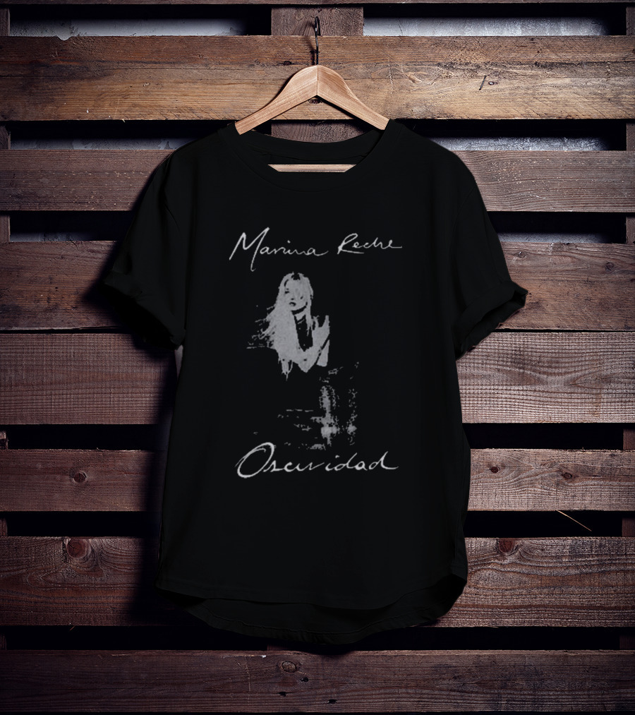 Marina Reche Oscuridad Camiseta Mujer En Silueta Blanca T-Shirt