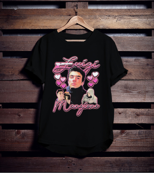Free Luigi Mangione Heart Pink Hearts Surround T-Shirt