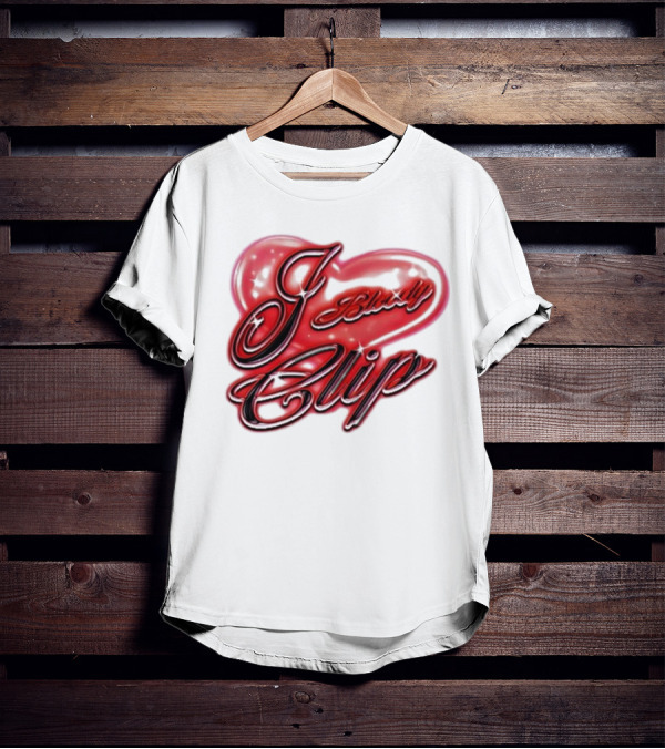 I Love Bloody Clip Heart Airbrush Imnotclip T-Shirt