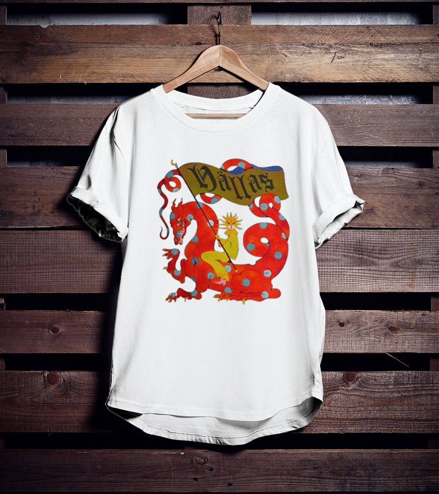 Hällas Flower Knight Riding Red Polka Dot Dragon T-Shirt