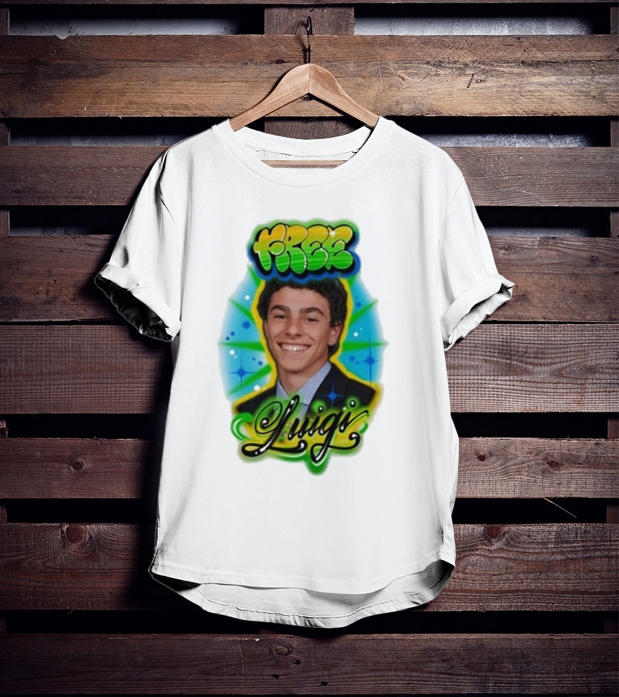 Free Luigi Keiajah Airbrush Style T-Shirt