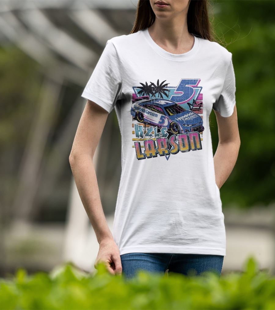 Kyle Larson Hendrickcars.com Racing Car Palm Trees Sunset Retro Style T-Shirt