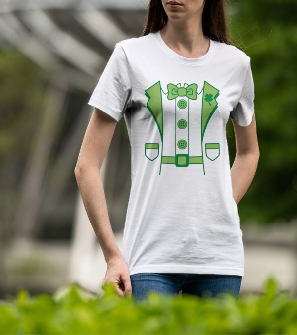 Leprechaun Suit With Bowtie And Shamrock St Patty’s Day T-Shirt
