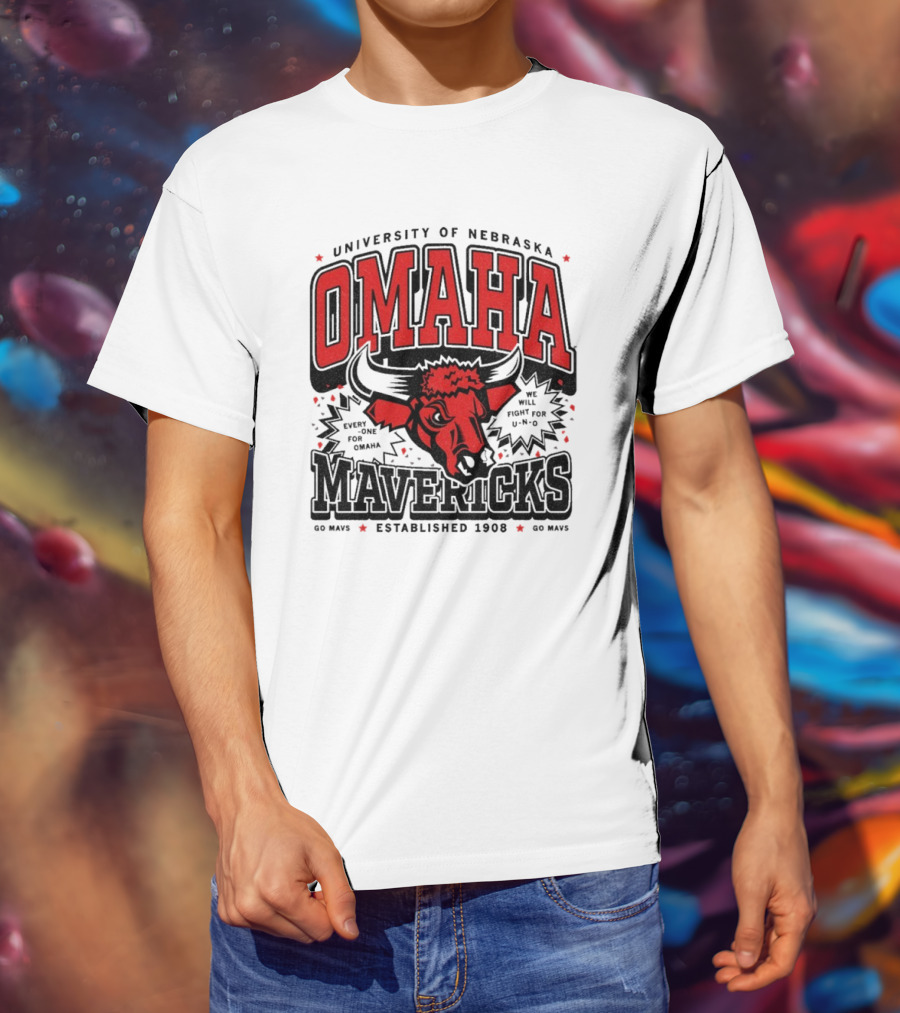 Omaha Mavericks Max Collegiate Bull Symbol With Stars T-Shirt