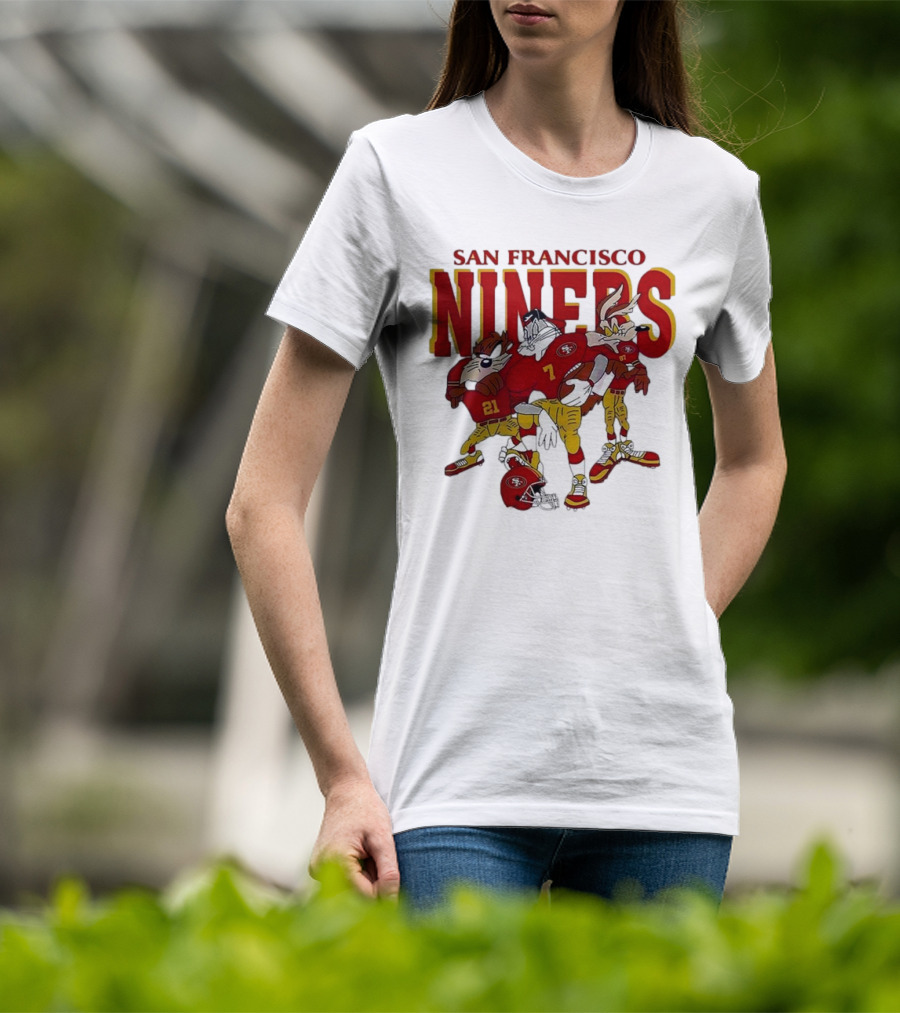 San Francisco 49ers Looney Tunes Cartoon Characters In Team Uniforms T-Shirt