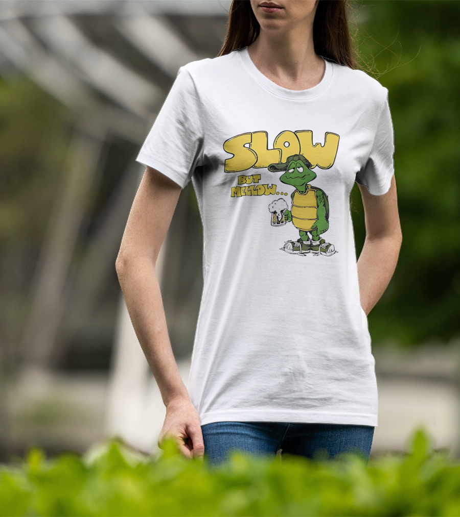 Slow But Mellow Turtle With Beer Retro Vintage 70s Style T-Shirt