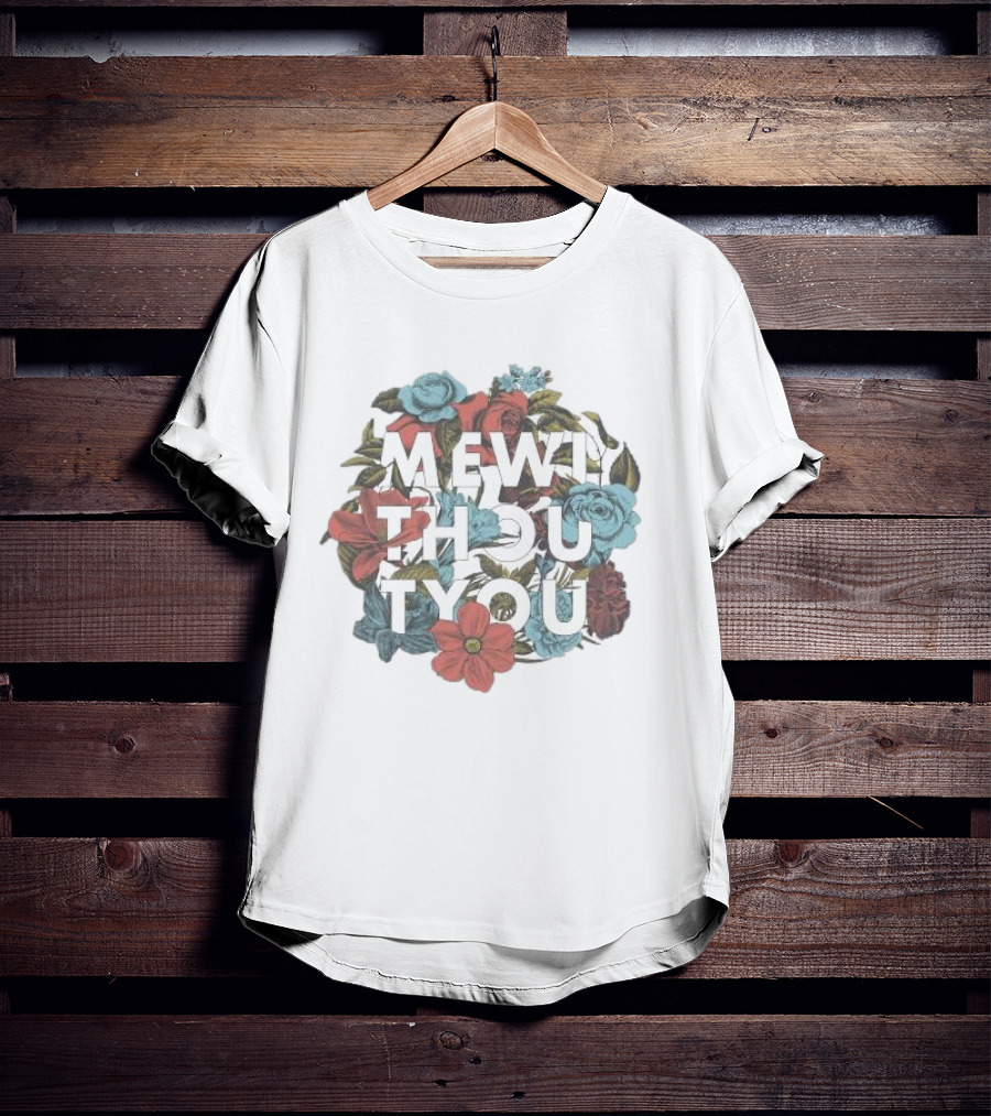 Mewi Thou Tyou White Flowers Roses Blue Red T-Shirt