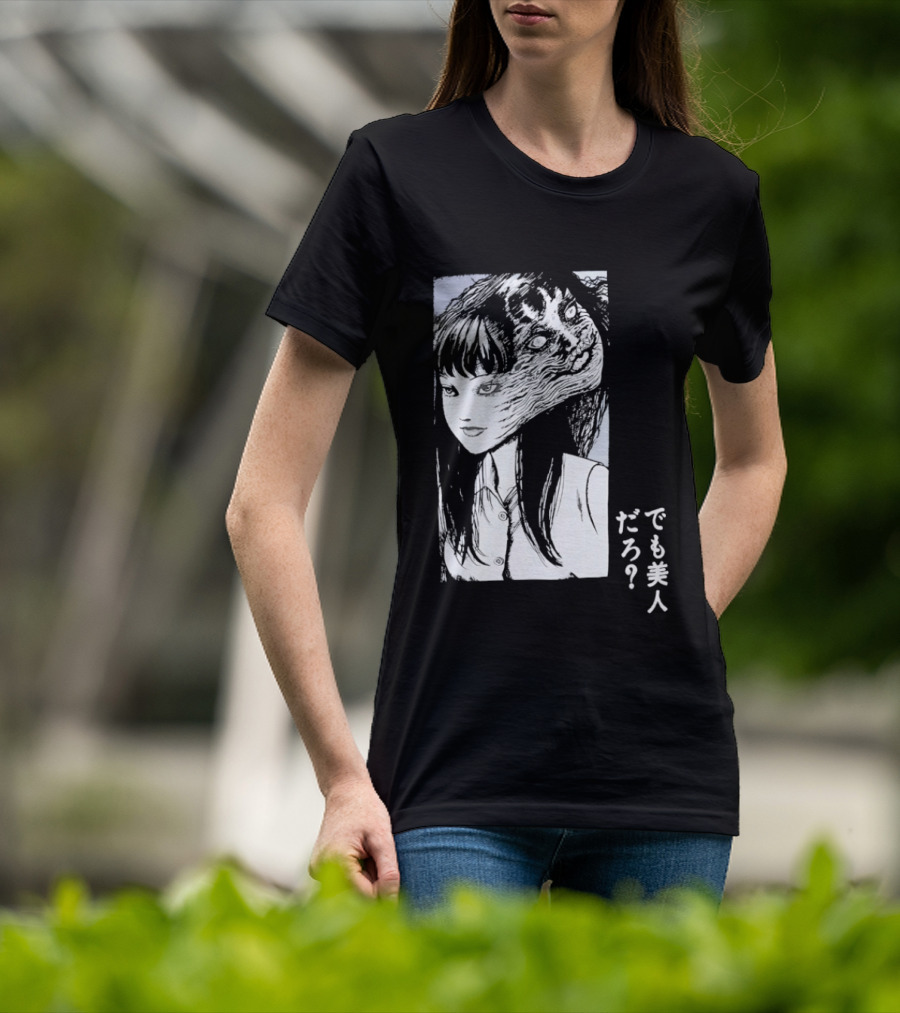 Junji Ito Tomie Horror Manga Aesthetic ? T-Shirt