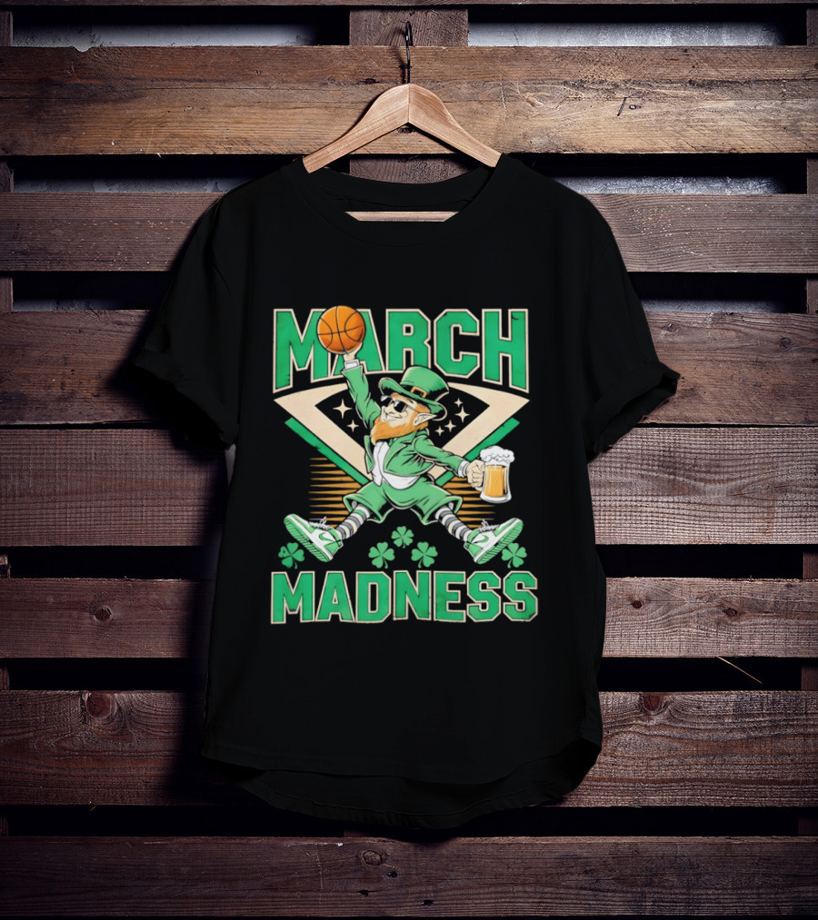 Leprechaun March Madness Basketball St. Patrick's Day Celebration T-Shirt