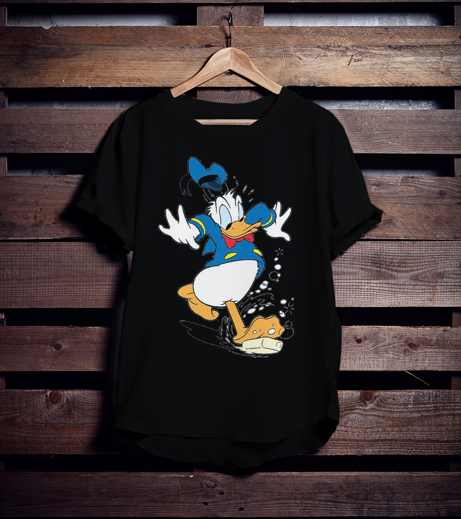 Just A Woman Who Loves Duck Donald Duck Classic Character Enthusiast T-Shirt