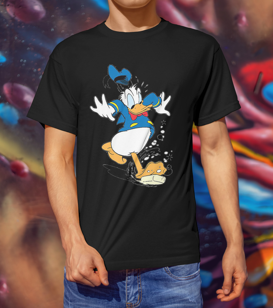 Just A Woman Who Loves Duck Donald Duck Classic Character Enthusiast T-Shirt