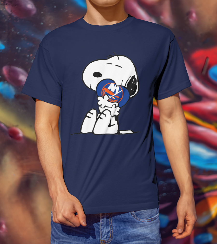 Snoopy Hugging New York Islanders Hockey T-Shirt