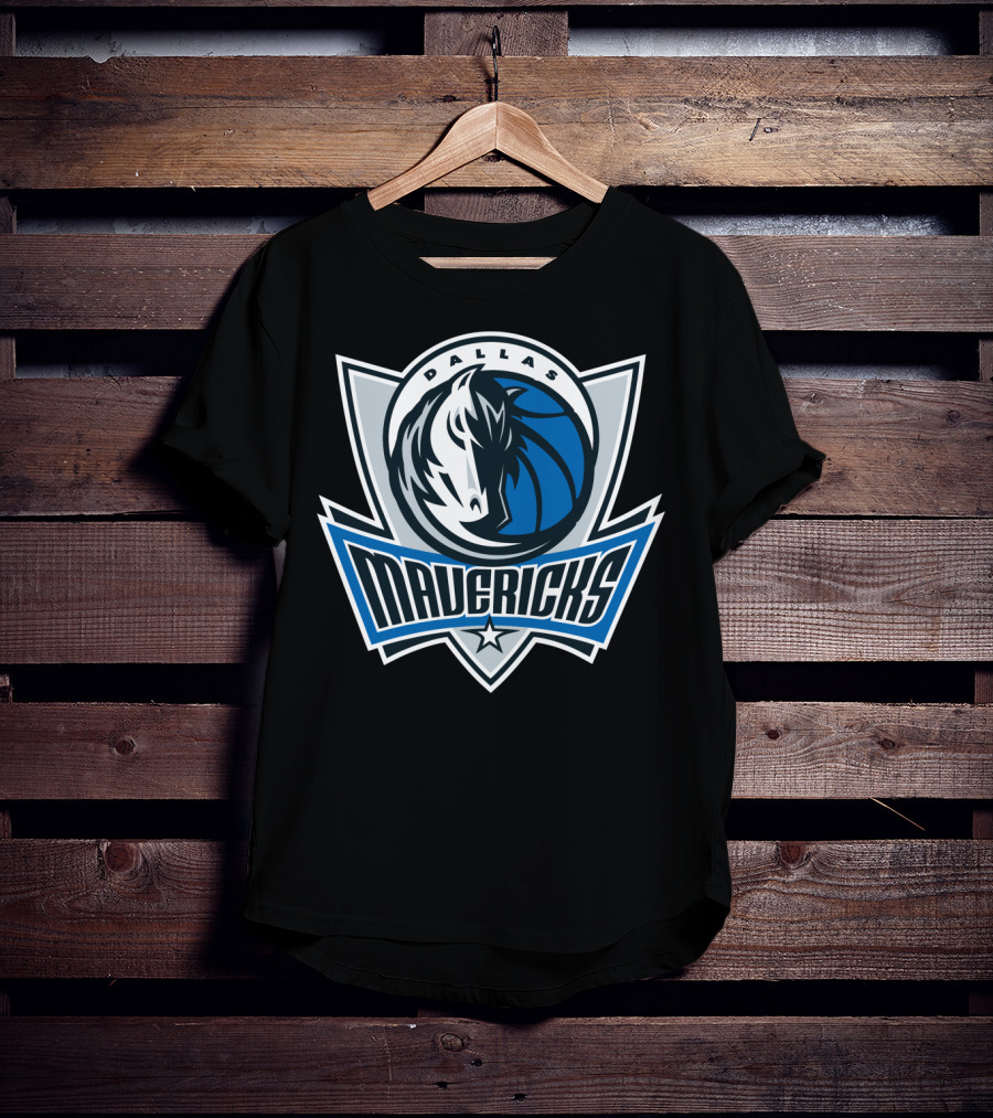 Dallas Mavericks Basketball Team T-Shirt