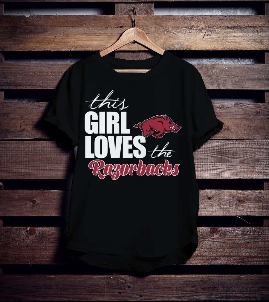 This Girl Loves The Arkansas Razorbacks T-Shirt