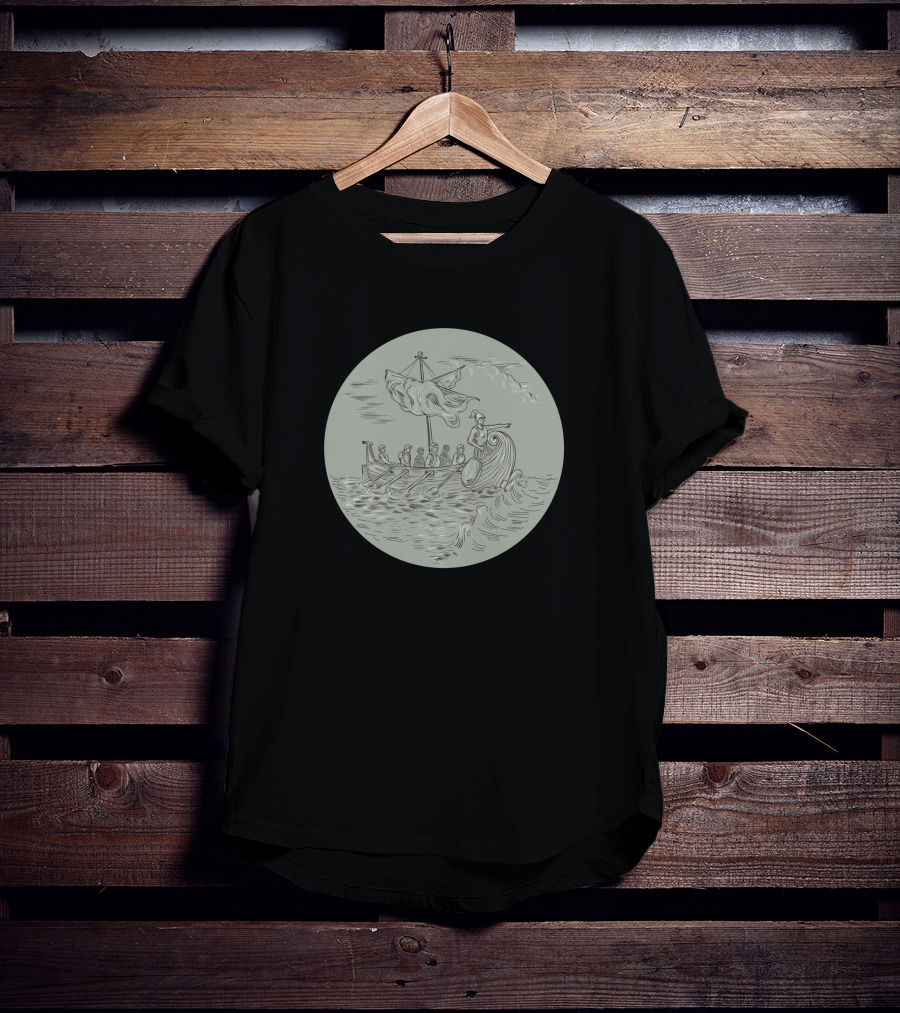 Ancient Greek Trireme Warship Sailing Scene In Circle T-Shirt